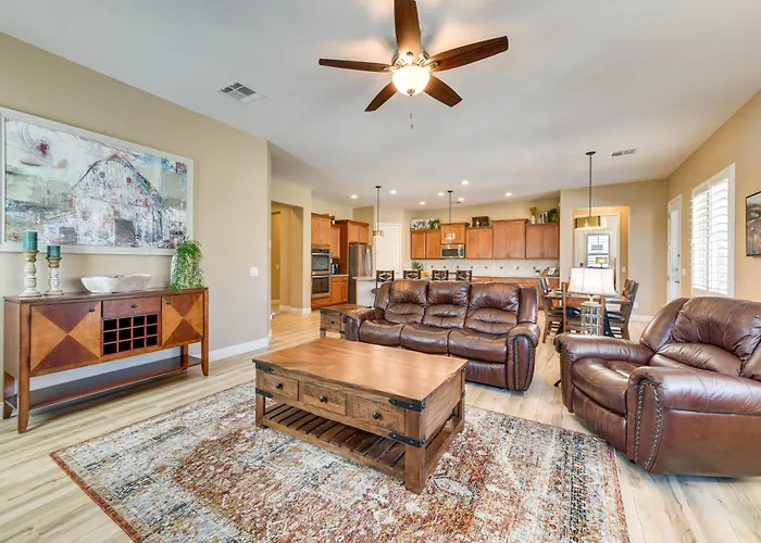 W/ Hot Tub & Outdoor Space In Queen Creek! * Queen Creek